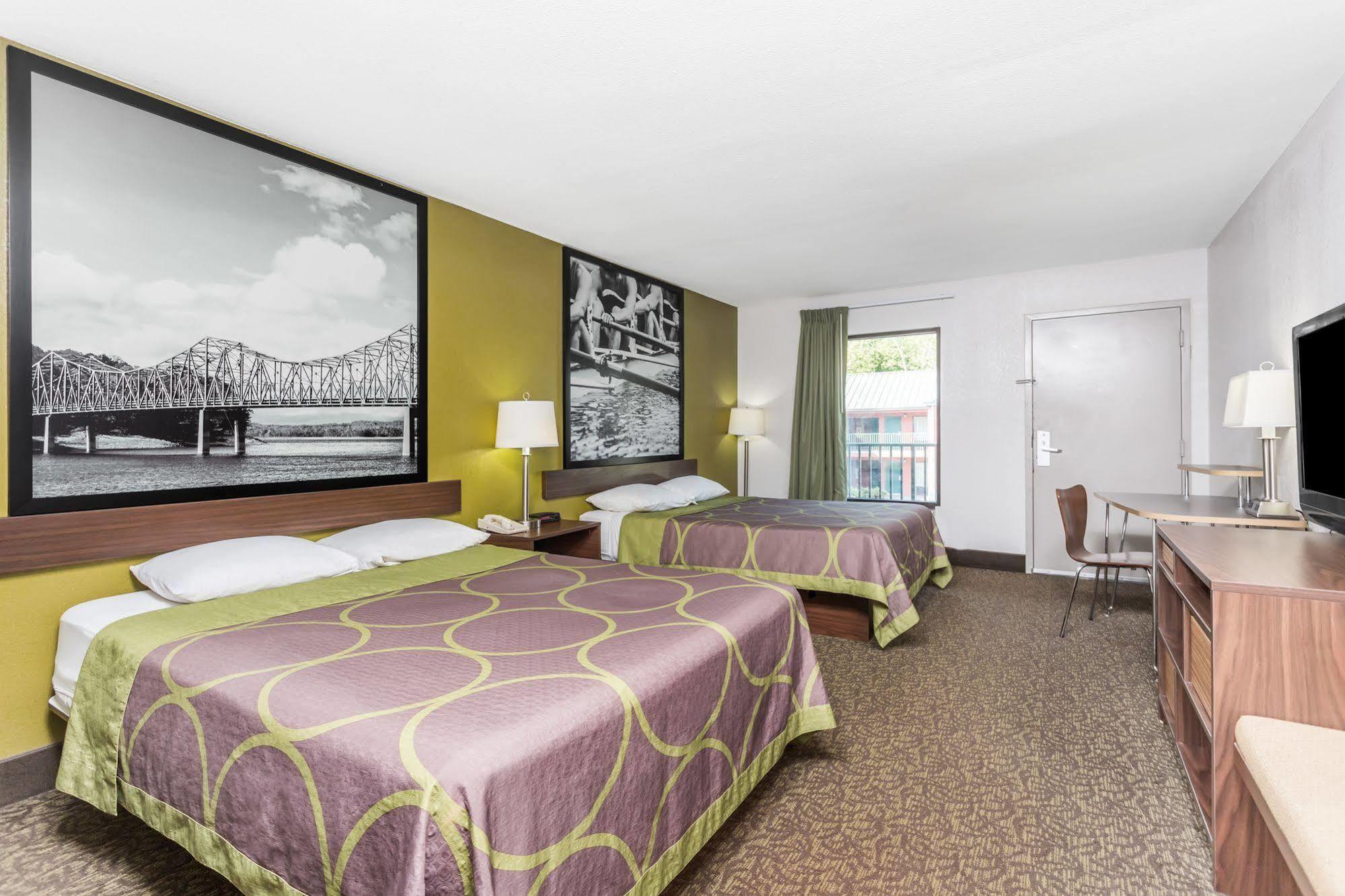 Super 8 By Wyndham Gainesville Extérieur photo