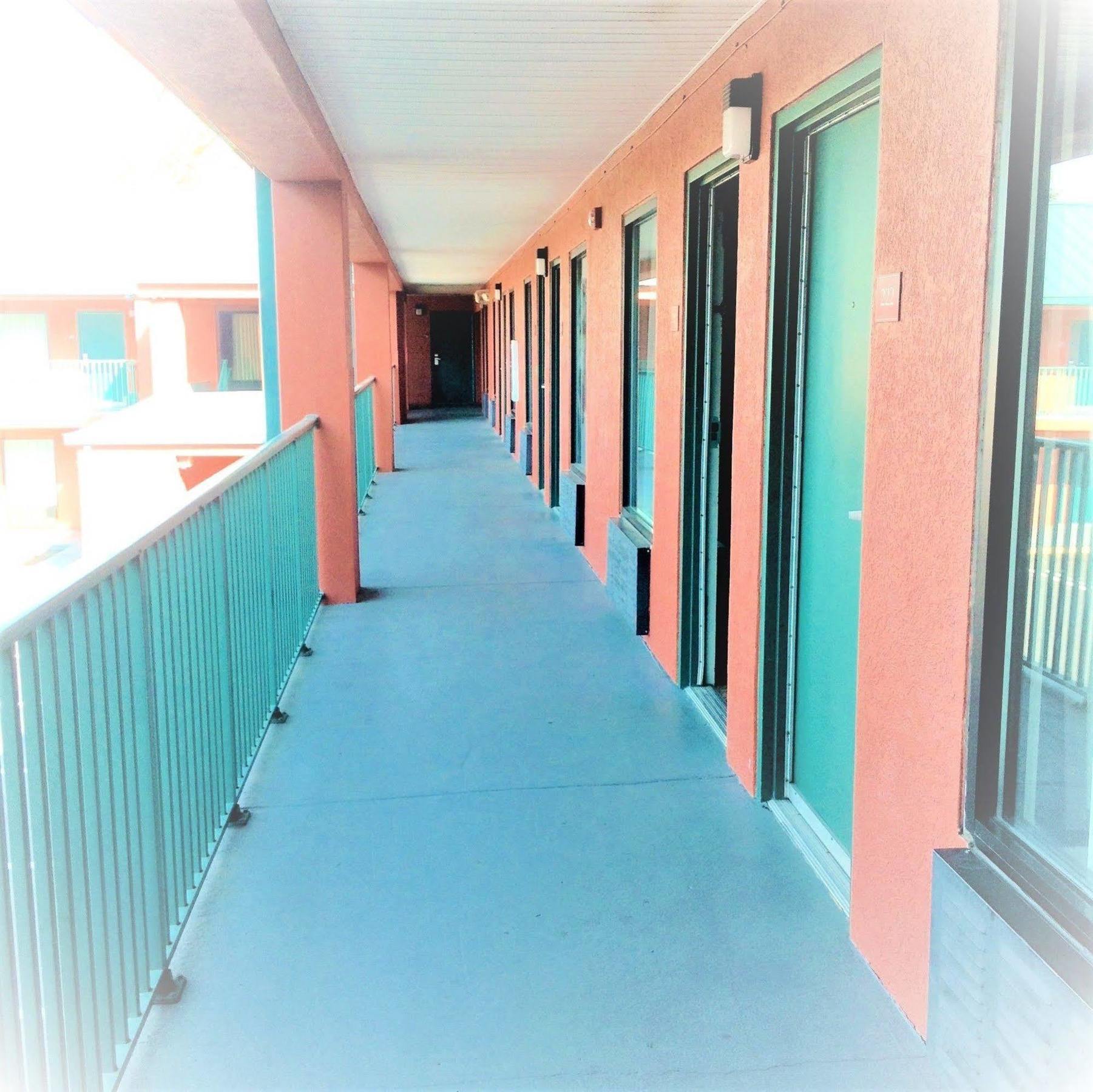 Super 8 By Wyndham Gainesville Extérieur photo