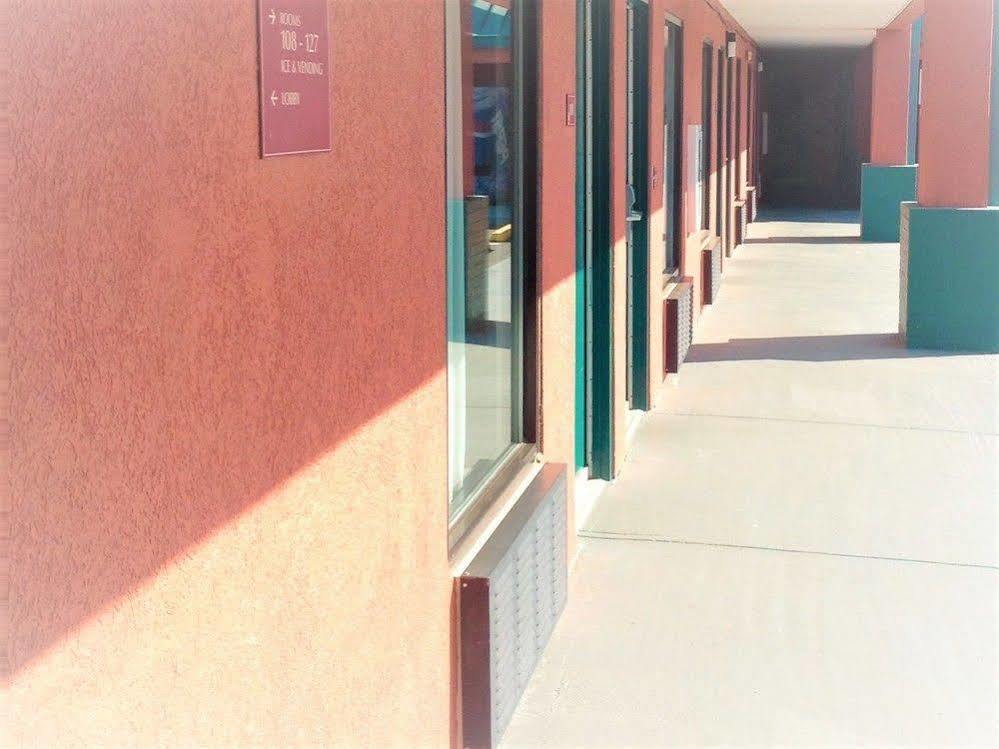 Super 8 By Wyndham Gainesville Extérieur photo